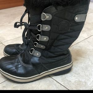 WOMENS SOREL SNOW BOOTS